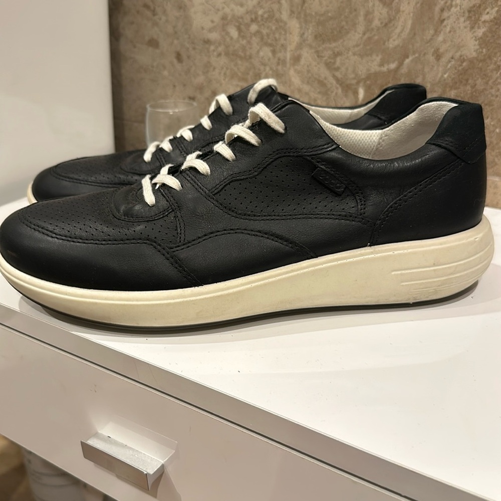 Ecco men’s shoes size 11